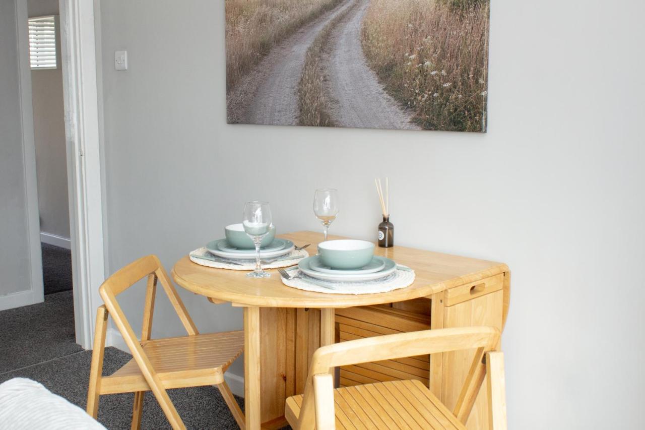Cosy 3Bed Bungalow In West Kirby, Free Parking Frankby Екстер'єр фото