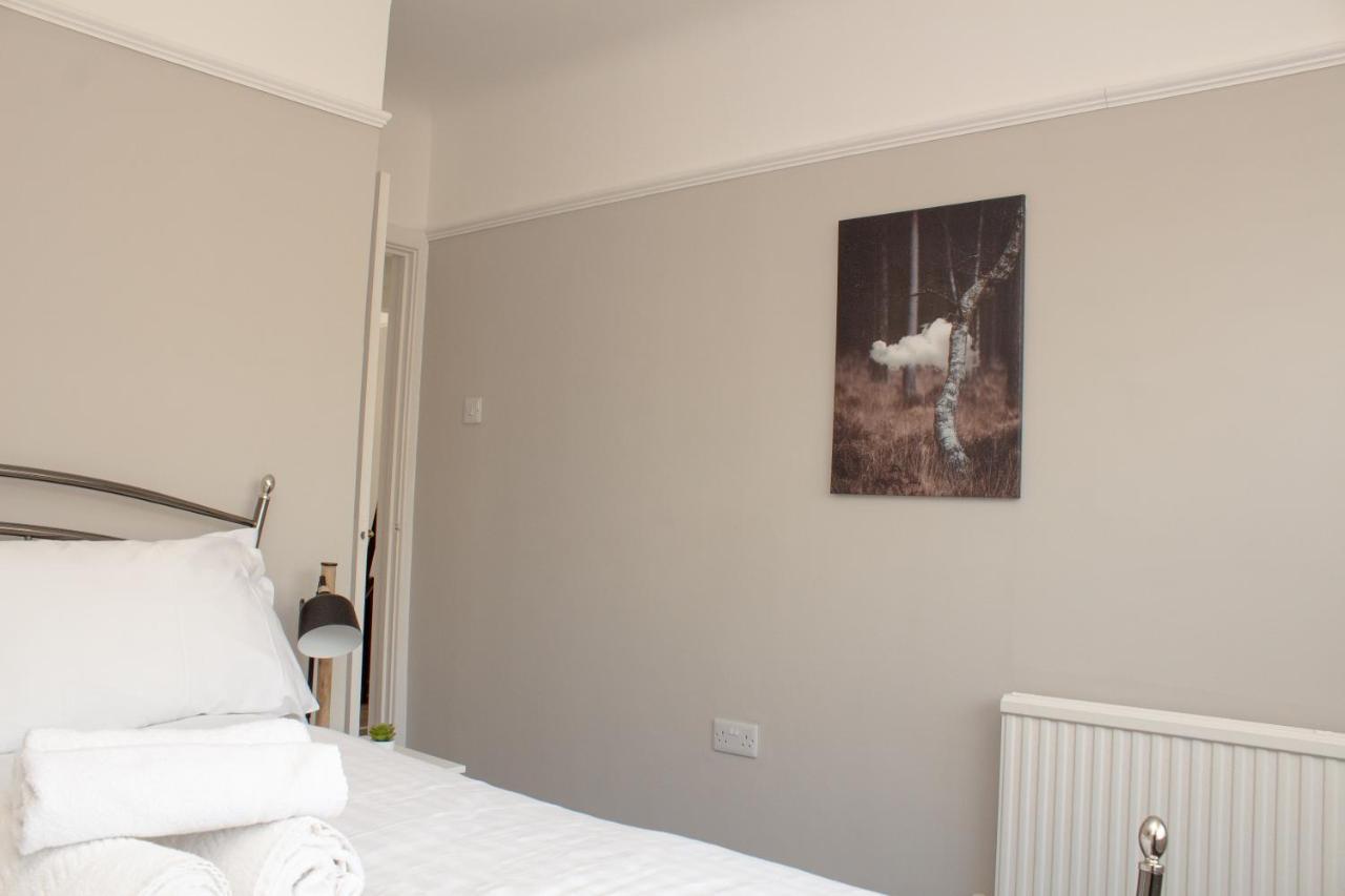 Cosy 3Bed Bungalow In West Kirby, Free Parking Frankby Екстер'єр фото
